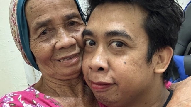 Kabar Duka, Ibunda Mimi Peri Telah Meninggal Dunia