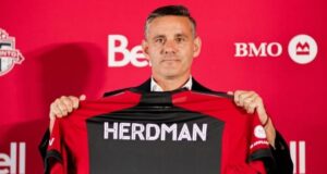 Profil dan Karir Pelatih Timnas John Herdman Profil dan Karir Pelatih Timnas John Herdman
