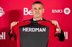 Profil dan Karir Pelatih Timnas John Herdman Profil dan Karir Pelatih Timnas John Herdman