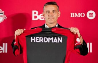 Profil dan Karir Pelatih Timnas John Herdman Profil dan Karir Pelatih Timnas John Herdman