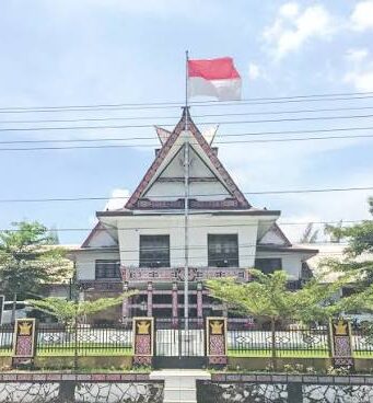 SiLPA Dairi Tembus Rp86,5 Miliar, Pengamat Sebut Banyak Program Pembangunan Tak Maksimal SiLPA Dairi Tembus Rp86,5 Miliar, Pengamat Sebut Banyak Program Pembangunan Tak Maksimal