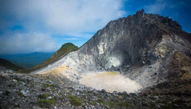 Jalur Pendakian Gunung Sibayak Ditutup 15 Oktober hingga 15 November 2026 Jalur Pendakian Gunung Sibayak Ditutup 15 Oktober hingga 15 November 2026