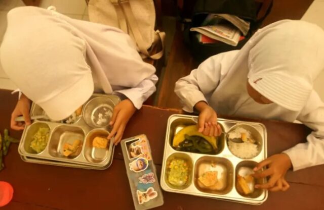 Kebijakan BGN tentang SPS-2 Sebabkan Beberapa Sekolah Tidak Mendapat MBG Kebijakan BGN tentang SPS-2 Sebabkan Beberapa Sekolah Tidak Mendapat MBG