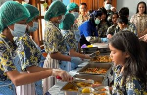 MBG Prasmanan Ditargetkan Hadir di 5.000 SPPG hingga Akhir 2026 MBG Prasmanan Ditargetkan Hadir di 5.000 SPPG hingga Akhir 2026