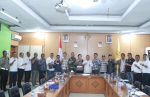 Pemkab Dairi dan Pengusaha Sepakat, Truk Bertonase Besar Diarahkan Lewat Ringroad Pemkab Dairi dan Pengusaha Sepakat, Truk Bertonase Besar Diarahkan Lewat Ringroad